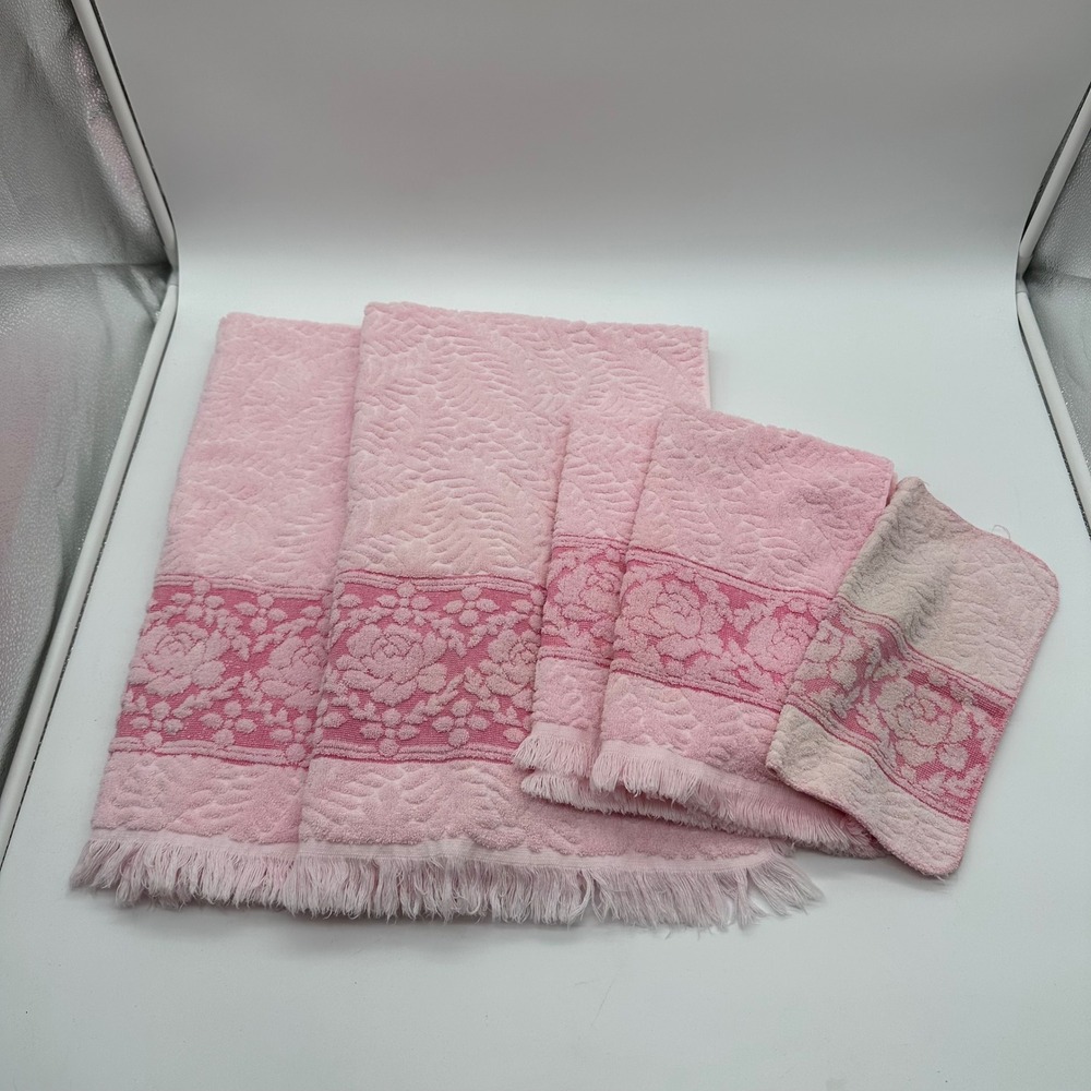 Cannon Royal Family Pink 5 Towel Set Bath Hand Towels Wash cloth Sculpted Fringe